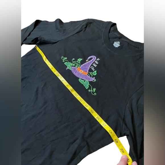 NWOT Unbranded Halloween Witch hat long sleeve tshirt If the Hat Fits size 12-14 - Picture 4 of 8